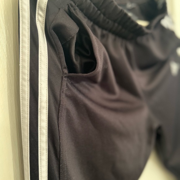 Sweat pants - Picture 2 of 3